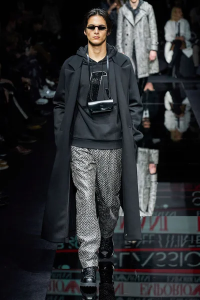 Look 55